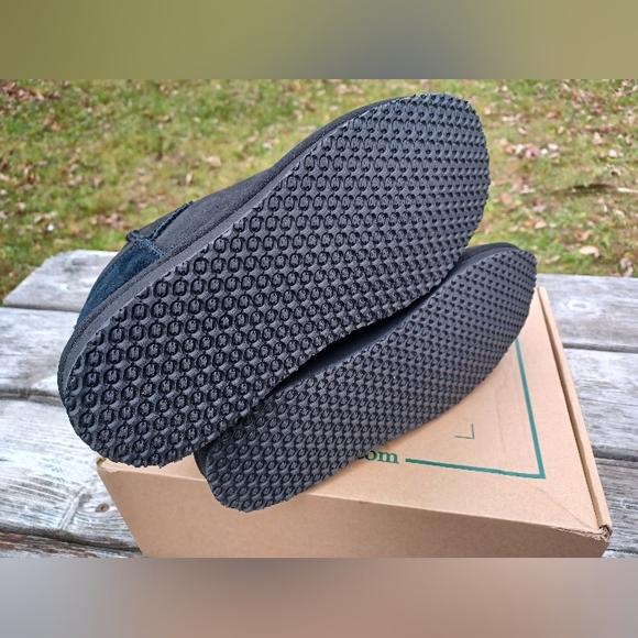 NWT L.L Bean Wicked Good Slipper Ankle Boots. Woman's 7. Black. - Picture 4 of 6